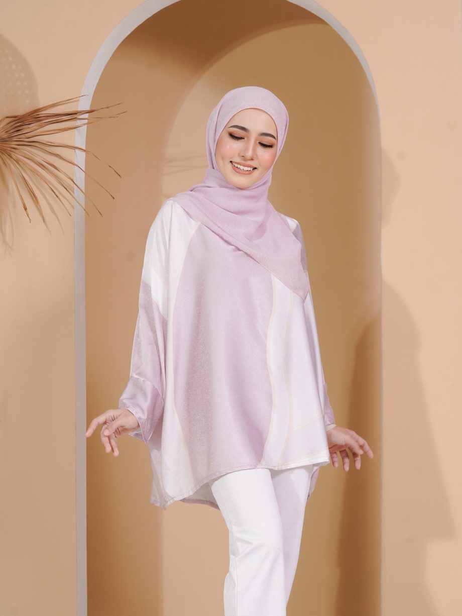 Inaraa Satin Baggy Blouse - Soft Pink By Nurain Suffiah