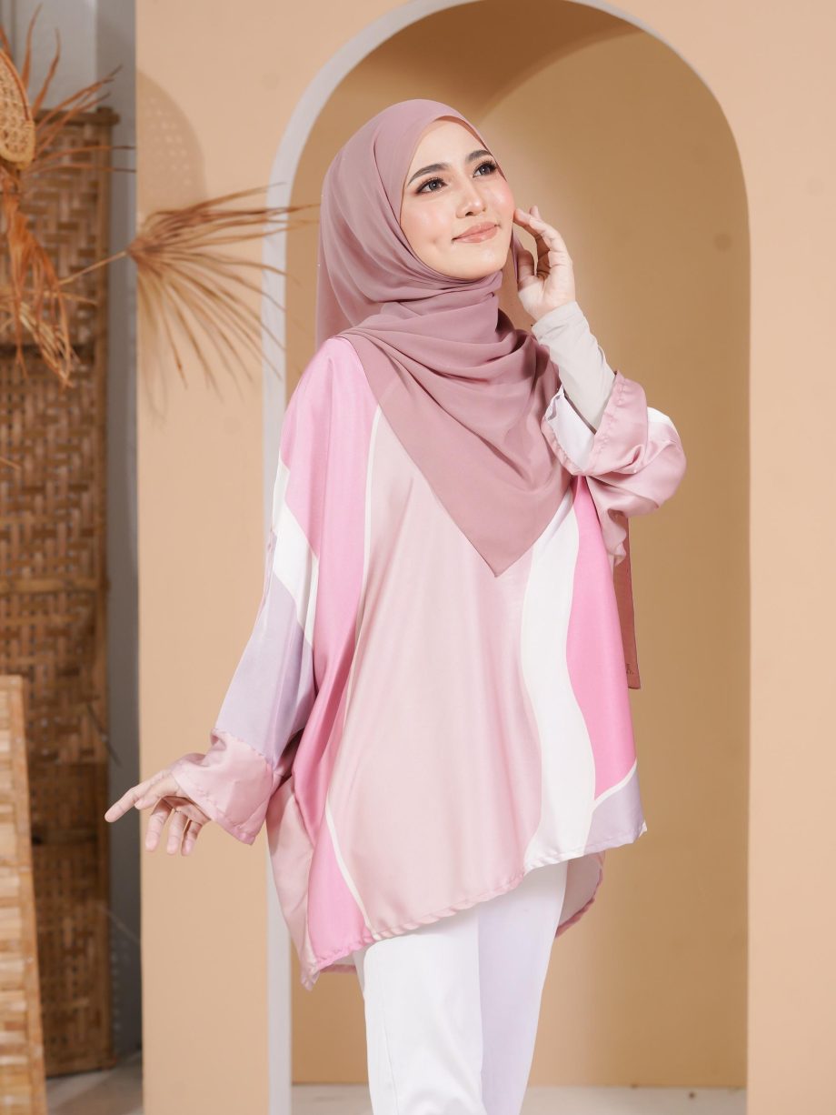 Inaraa Satin Baggy Blouse - Flamingo Pink By Nurain Suffiah